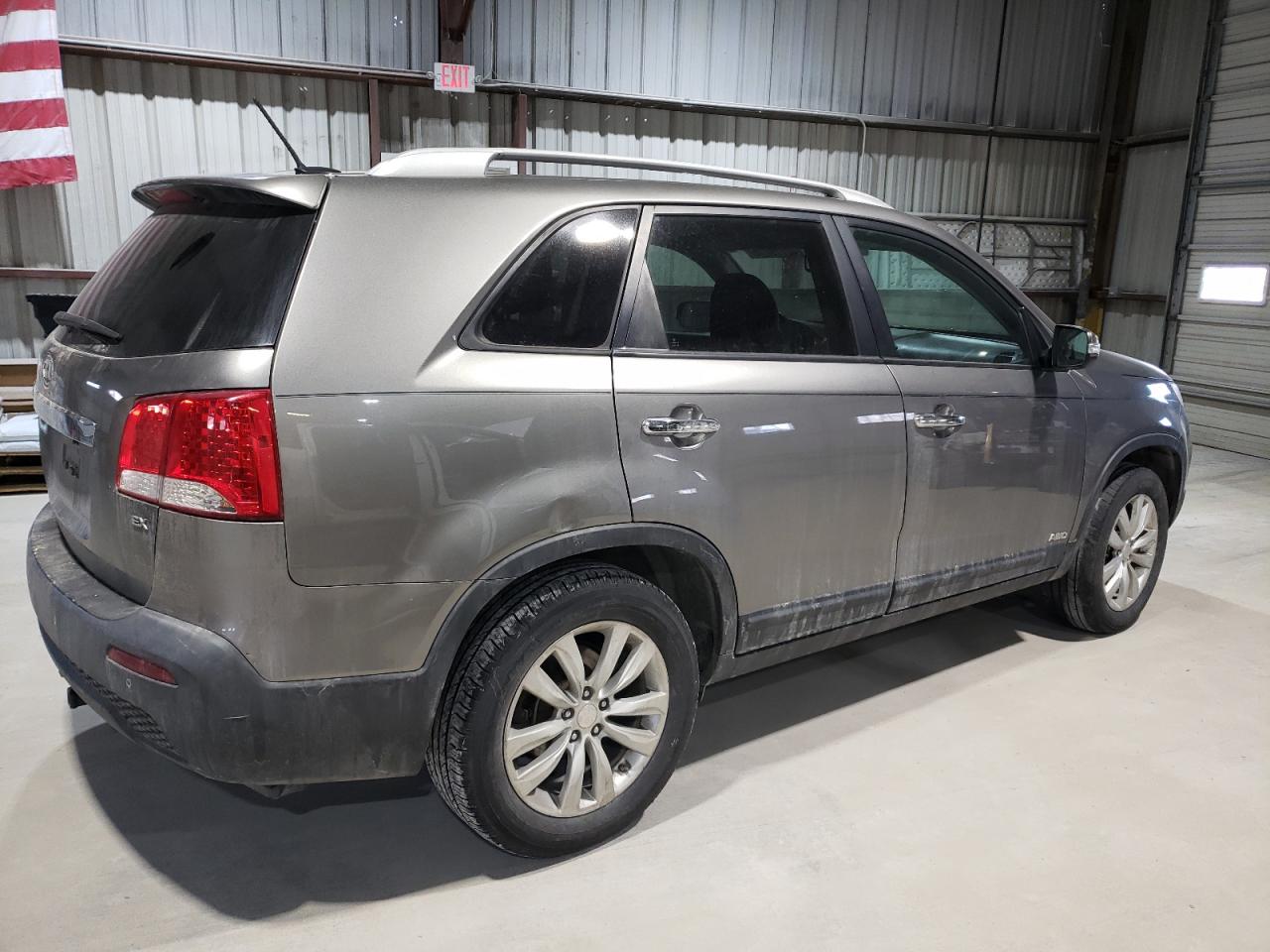 2011 Kia Sorento - Image 3