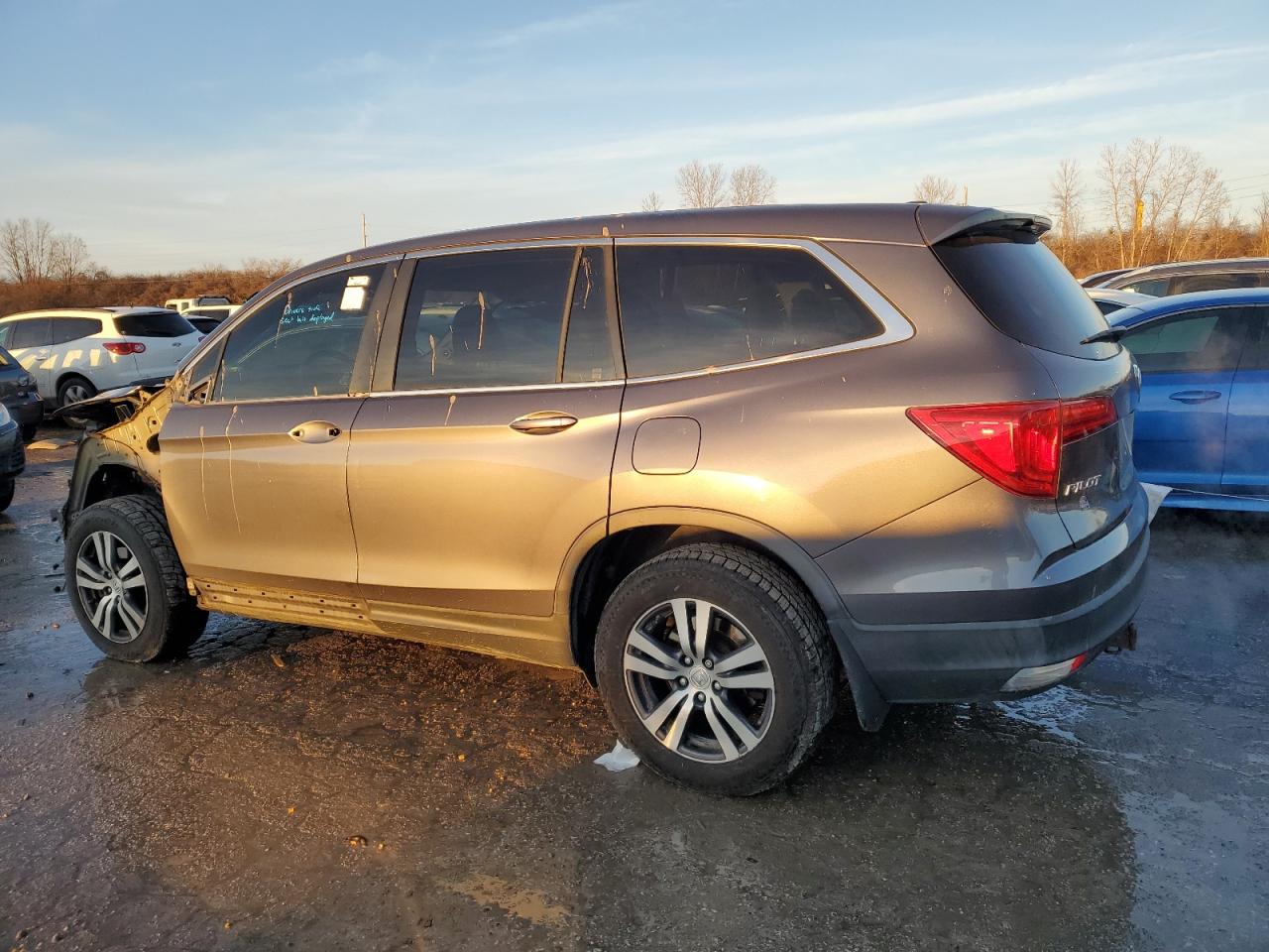 2017 Honda Pilot - Image 2