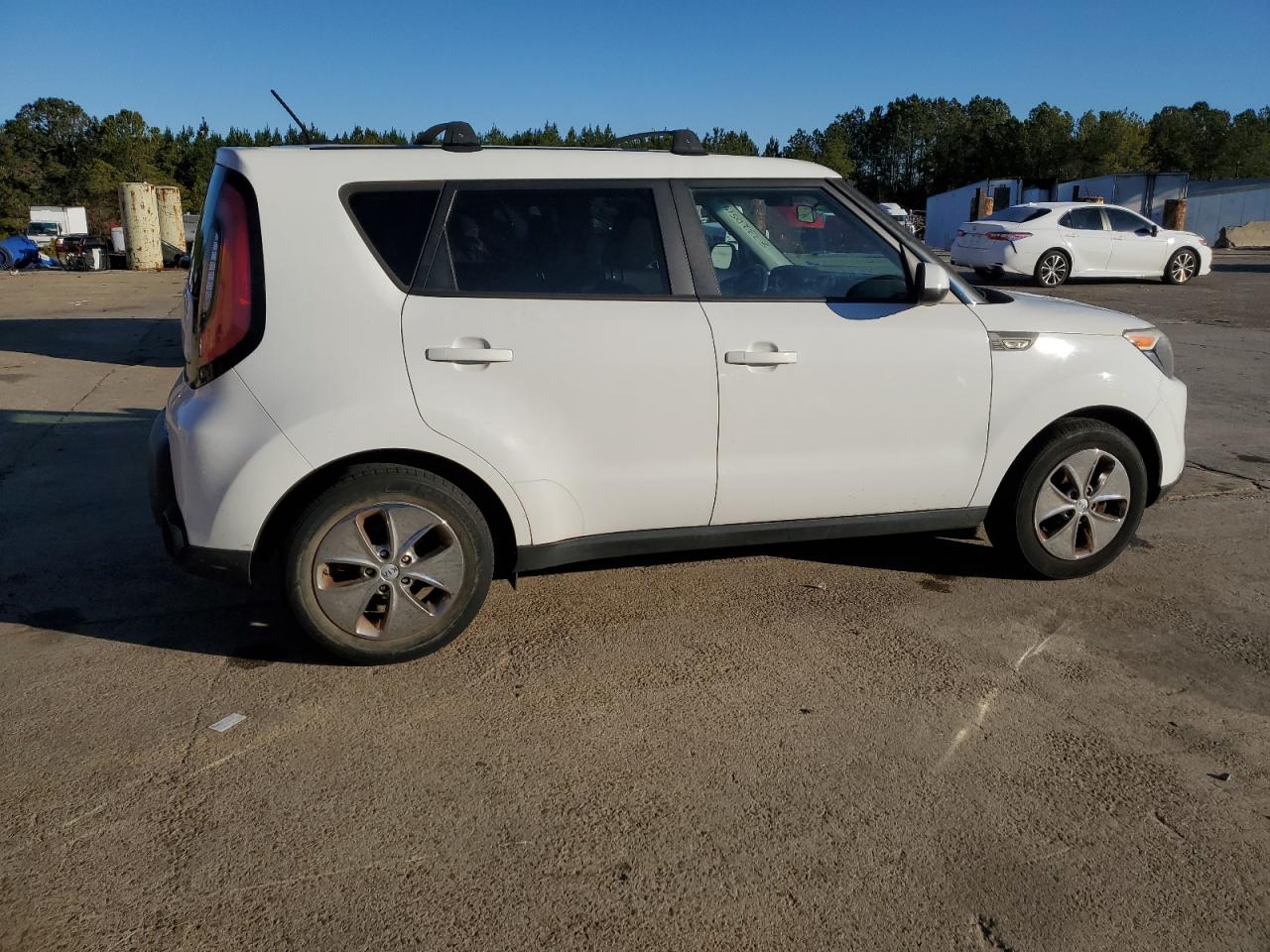 VIN KNDJN2A23E7069278 2014 KIA SOUL no.3