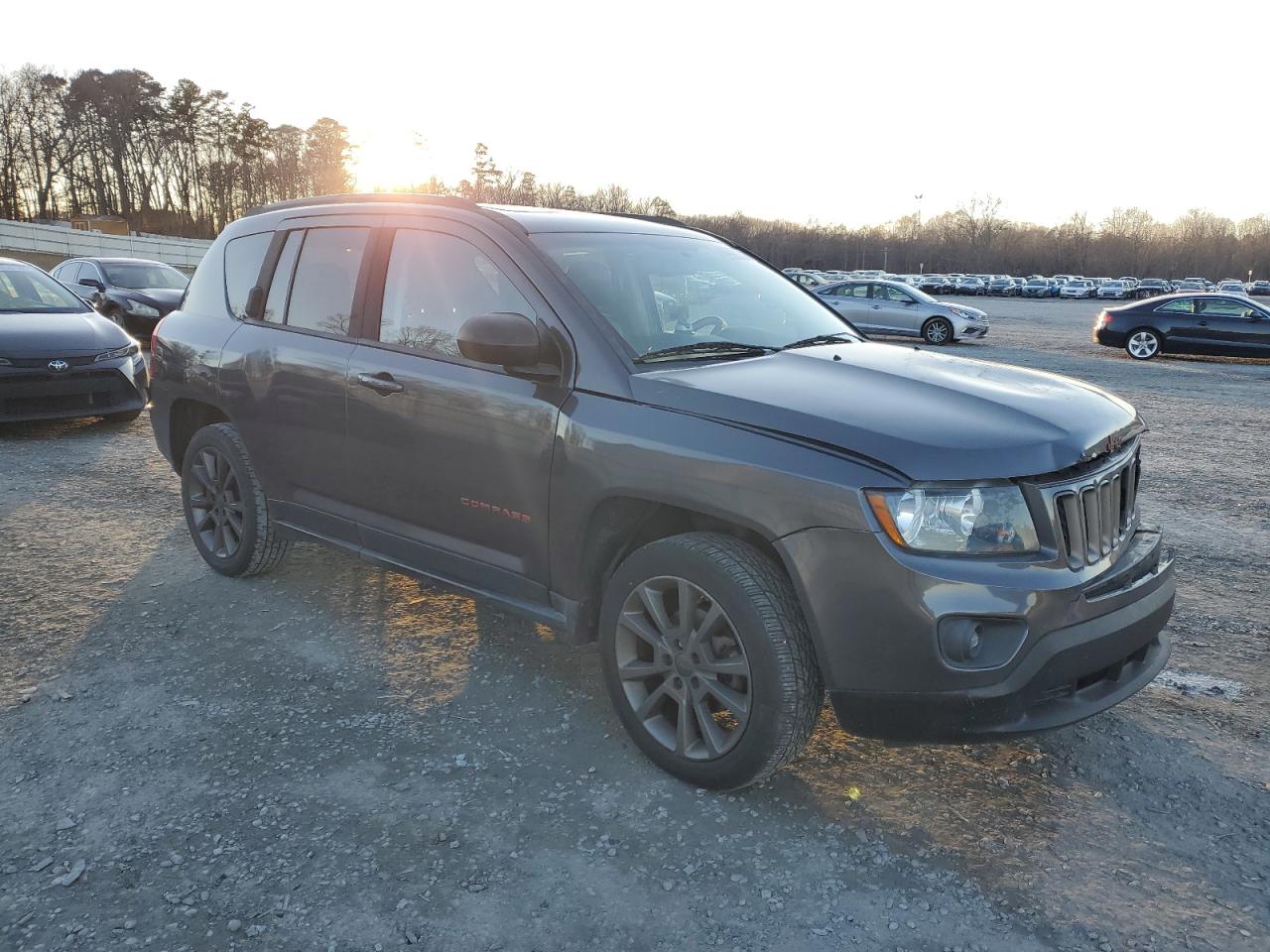 2016 Jeep Compass - Image 4
