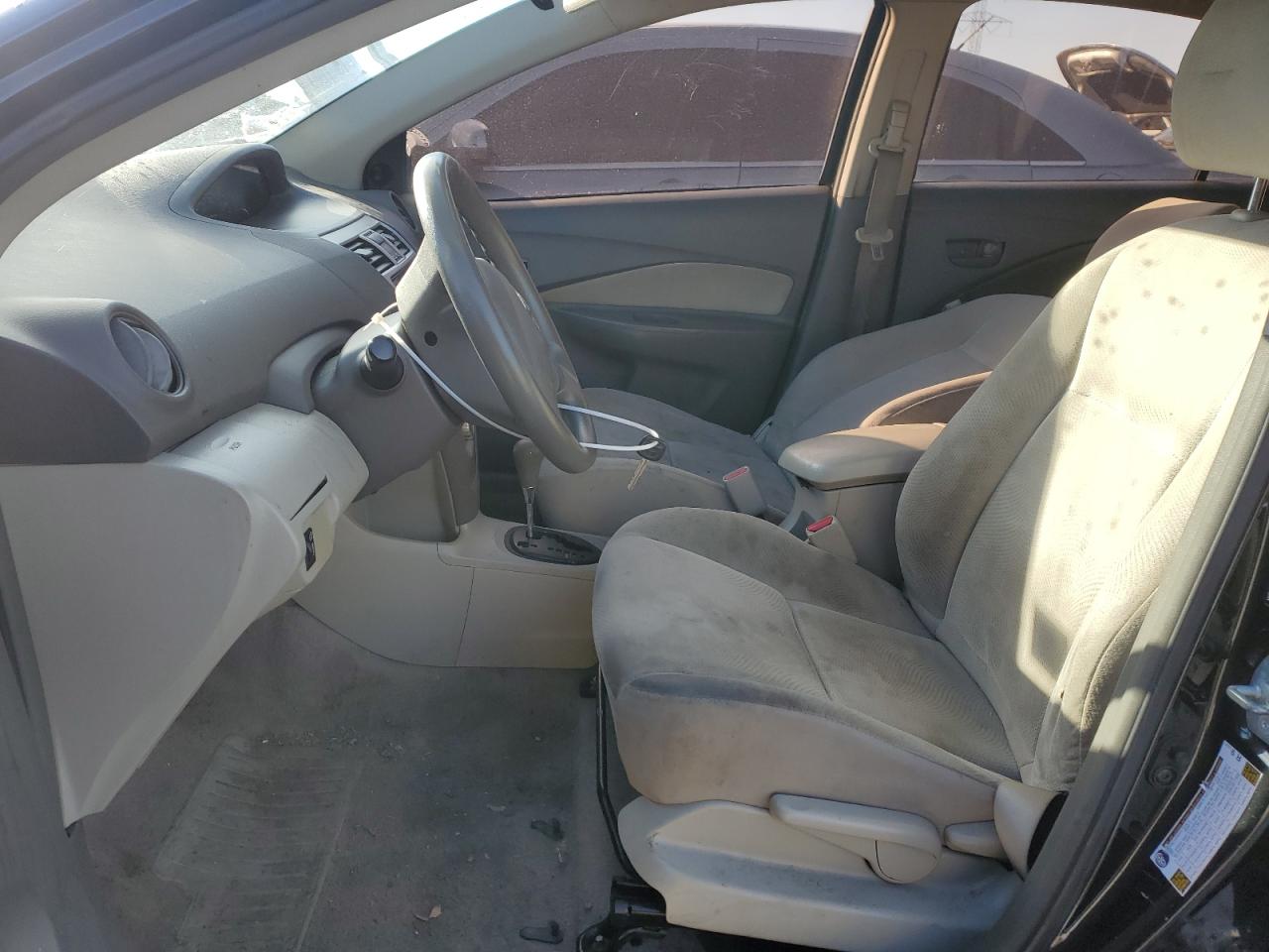 2009 Toyota Yaris - Image 7