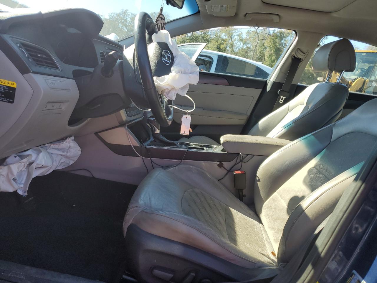 2017 Hyundai Sonata - Image 7