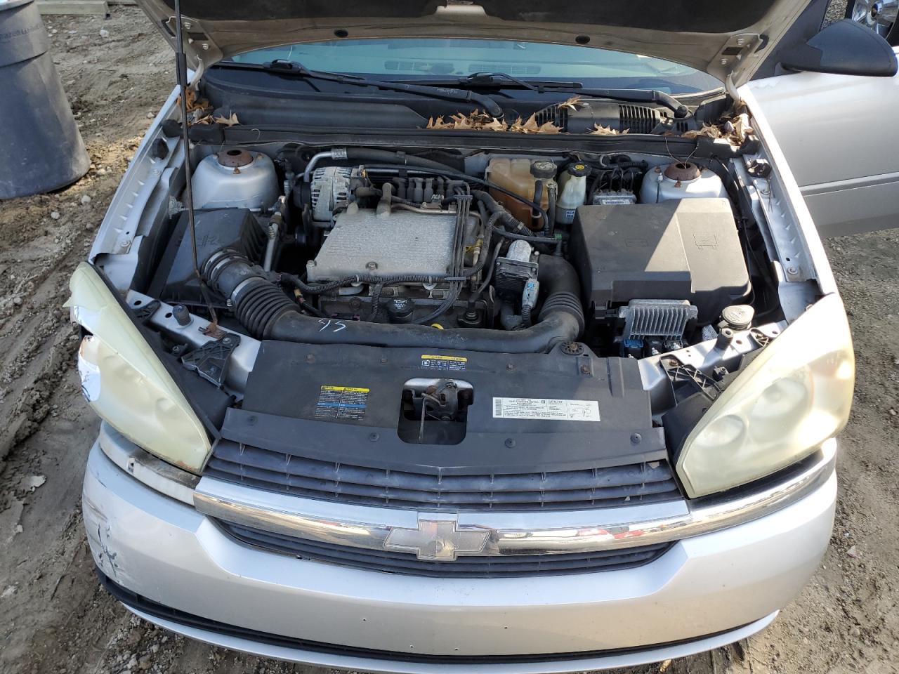 2004 Chevrolet Malibu - Image 12