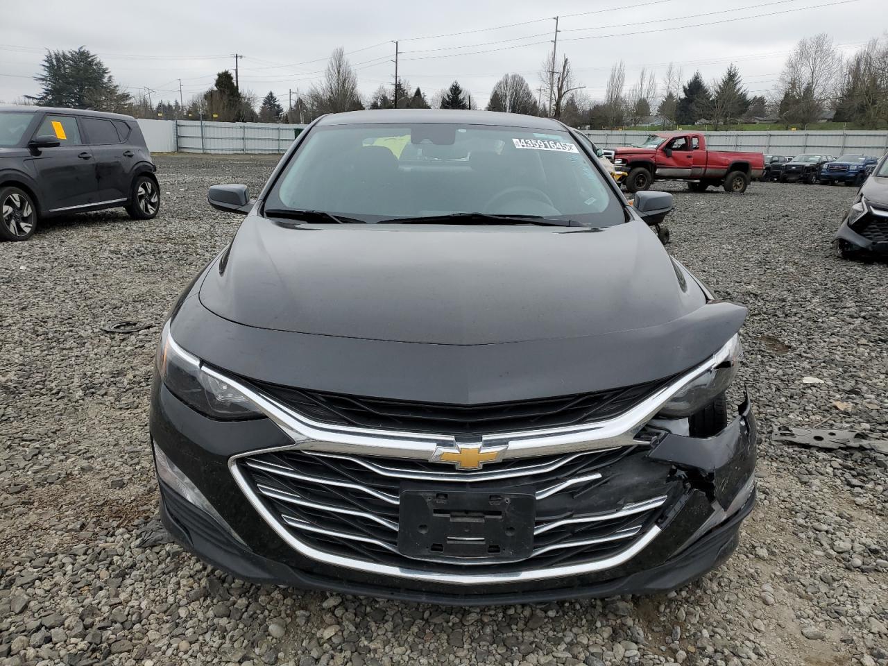 2023 Chevrolet Malibu - Image 5