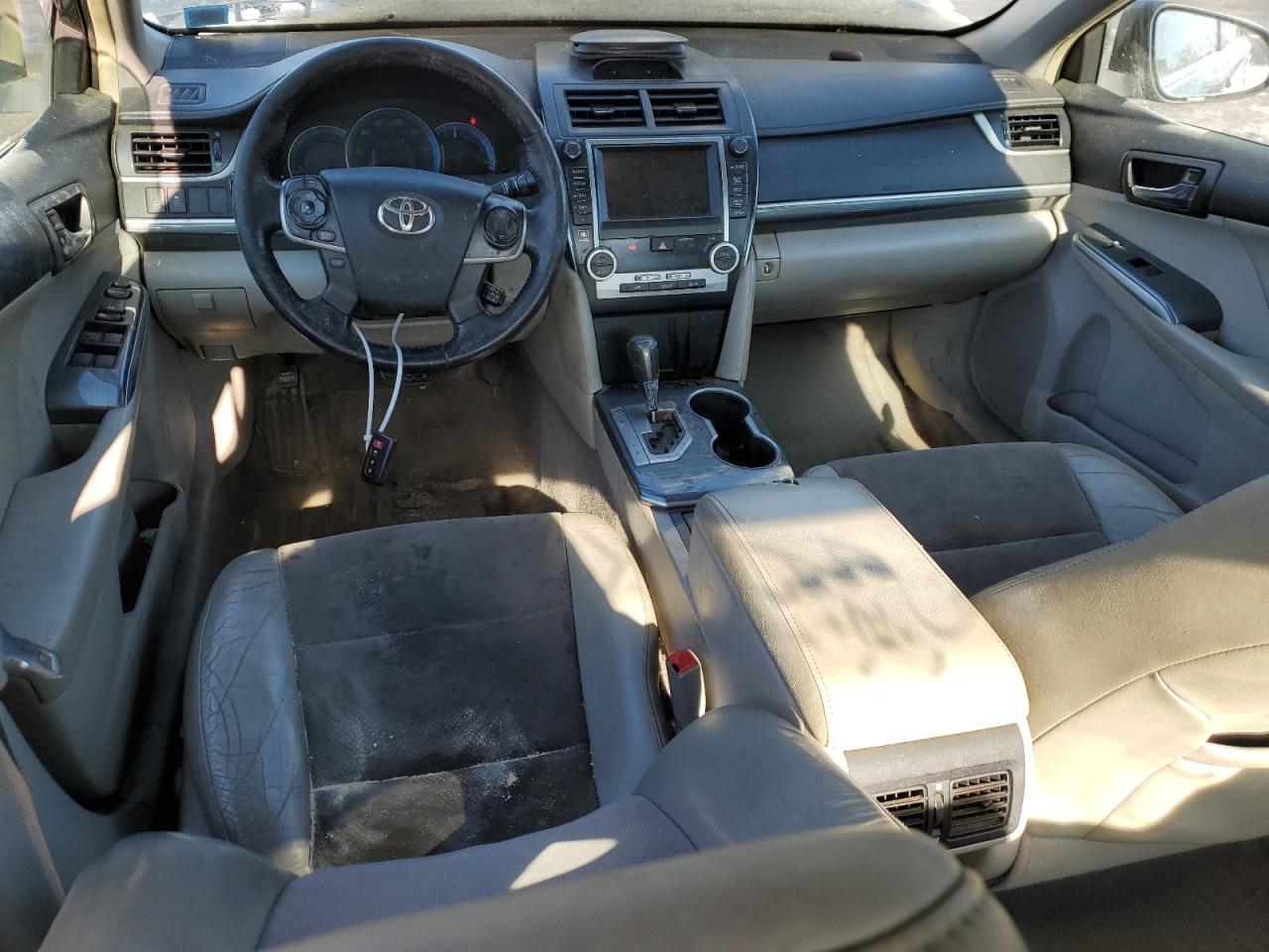 2012 Toyota Camry - Image 8