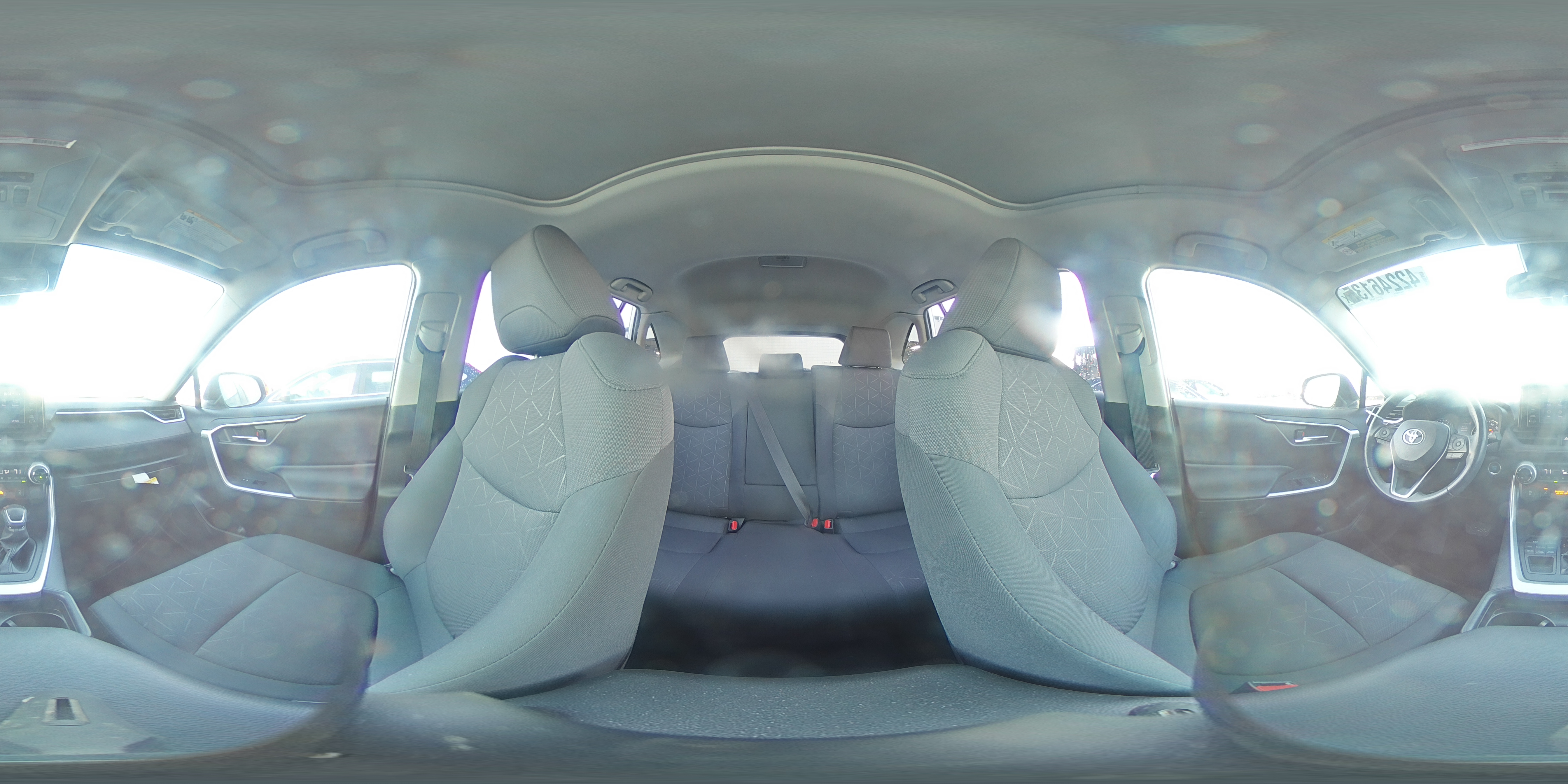 2019 Toyota RAV 4 - Image 14