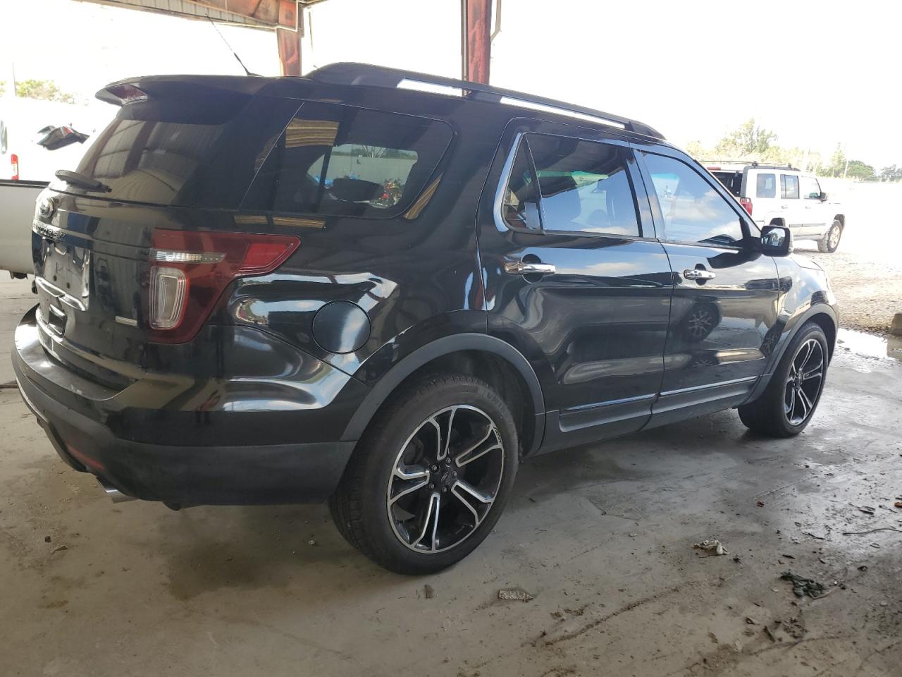 2014 Ford Explorer - Image 3