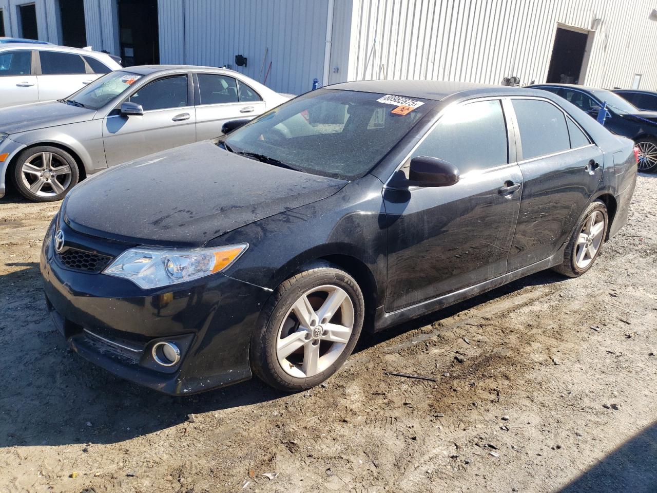 VIN 4T1BF1FKXDU282986 2013 TOYOTA CAMRY no.1