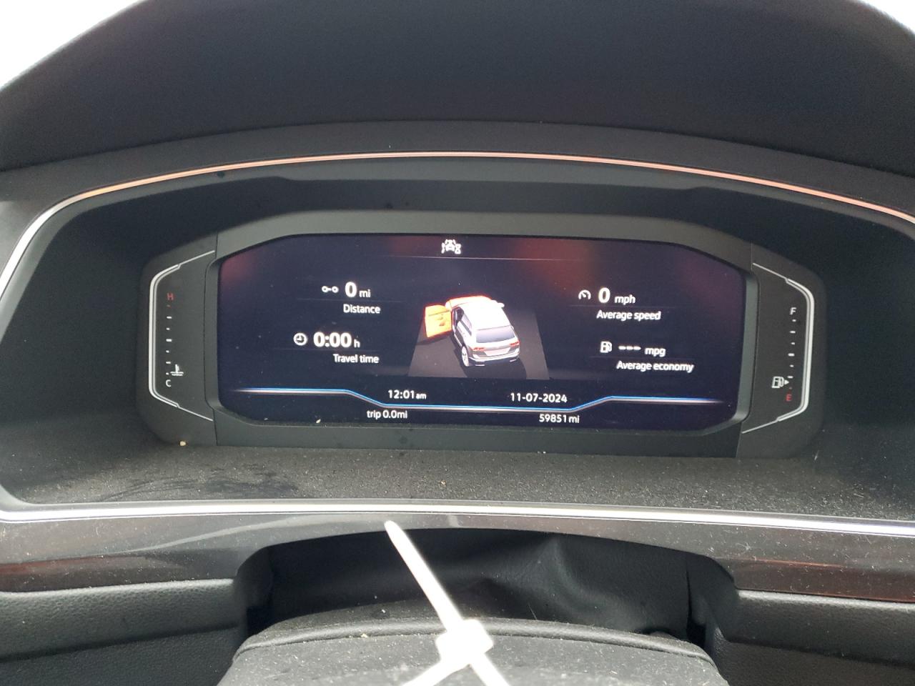 2021 Volkswagen Tiguan - Image 9