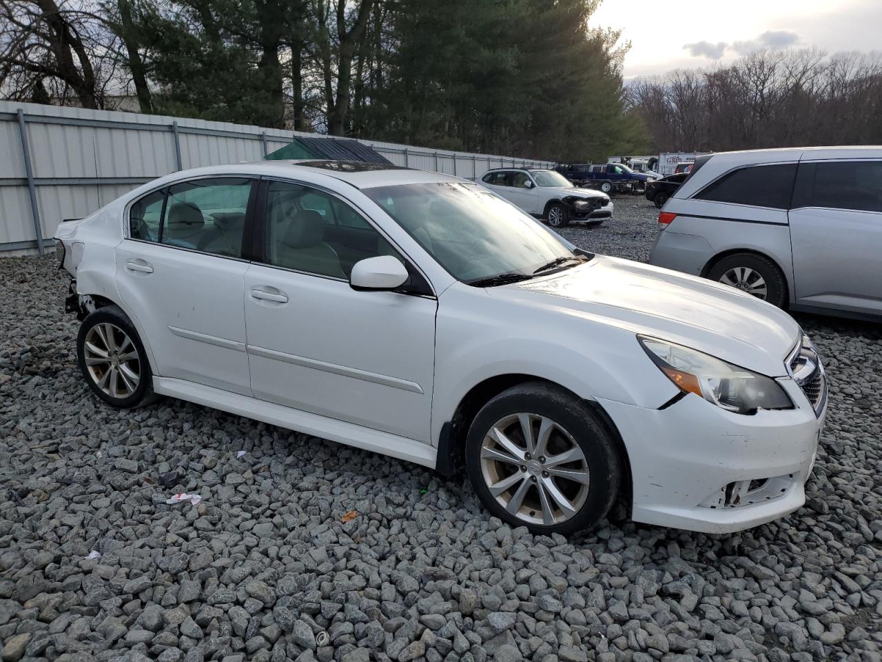 2014 Subaru Legacy - Image 4