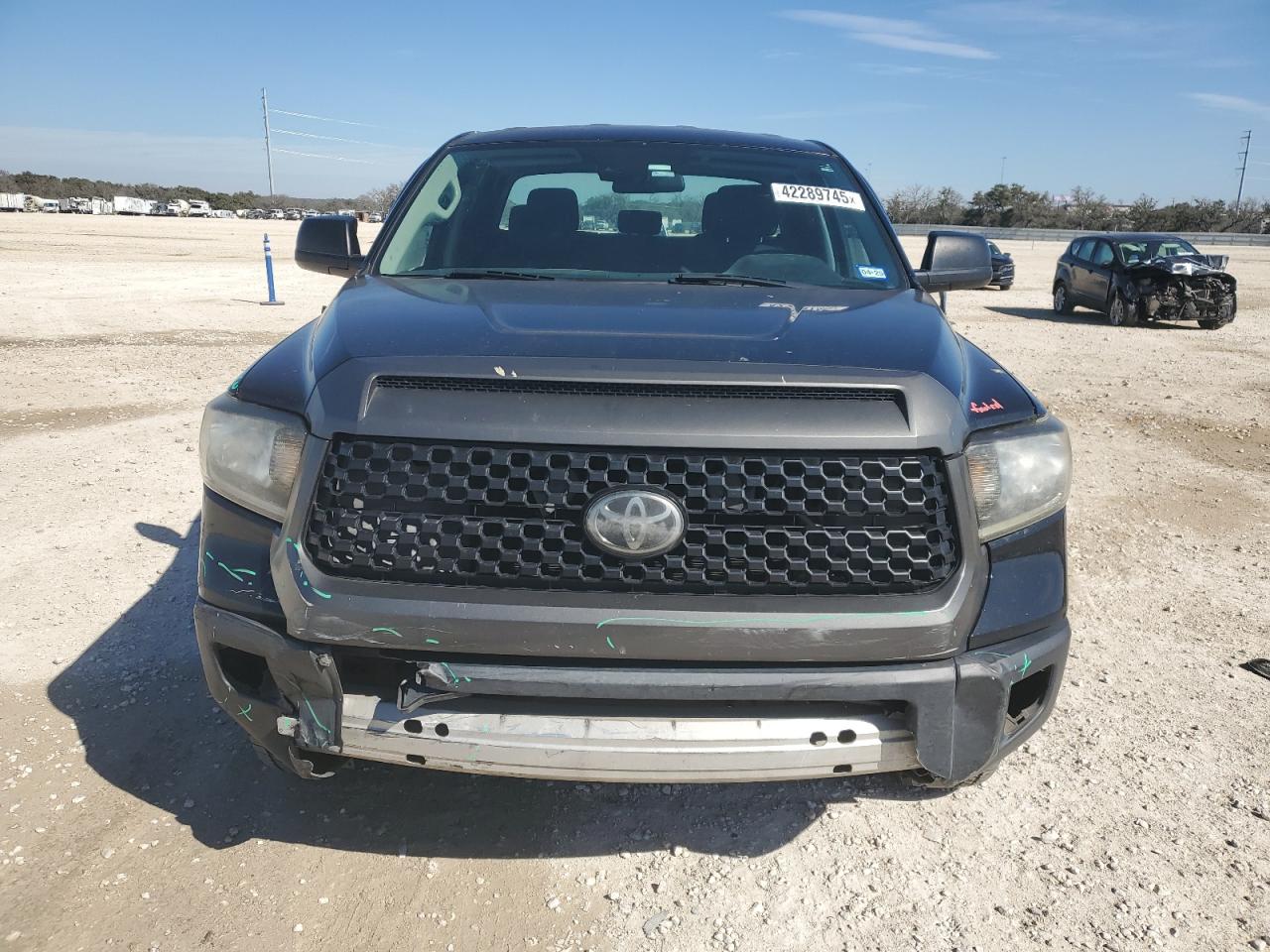 2018 Toyota Tundra - Image 5