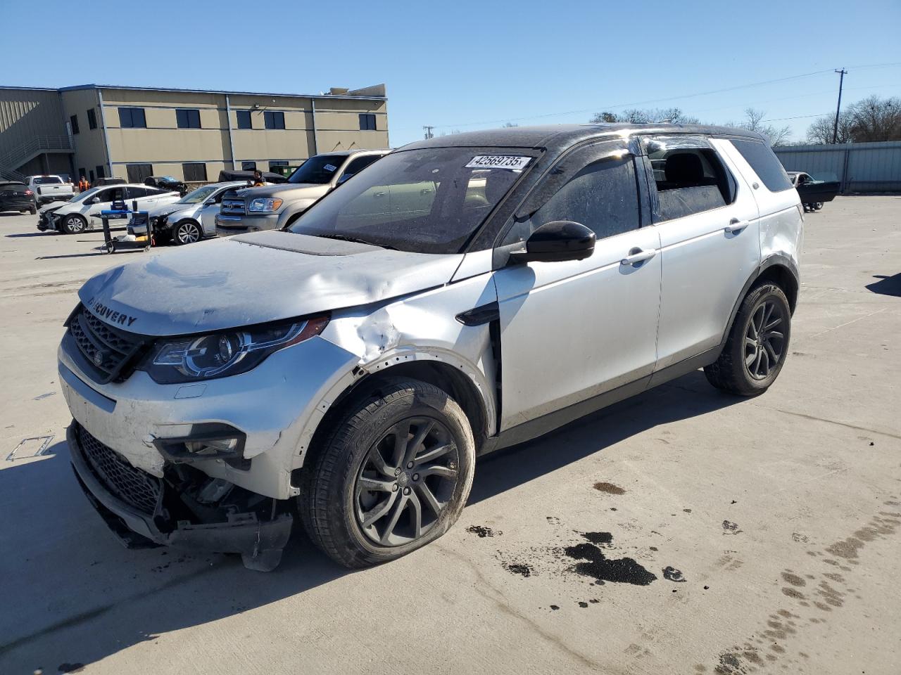 2019 Land Rover Discovery - Image 1