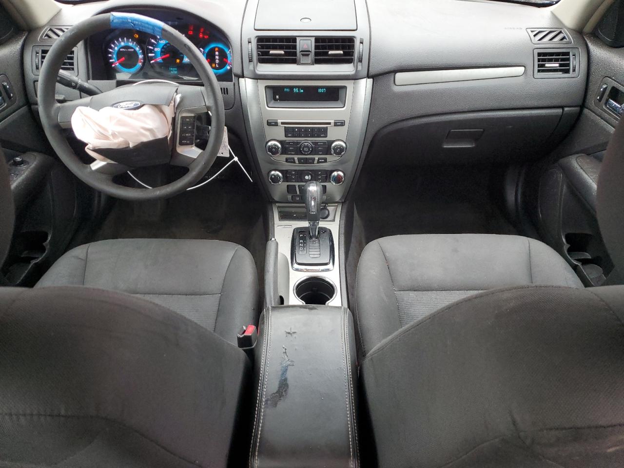 2011 Ford Fusion - Image 8