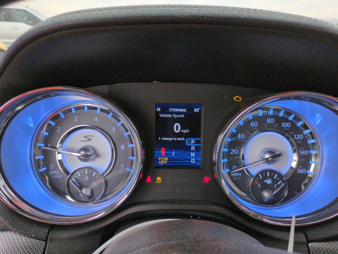 2012 Chrysler 300 - Image 9
