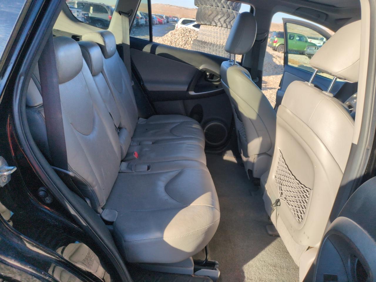 2011 Toyota RAV 4 - Image 10