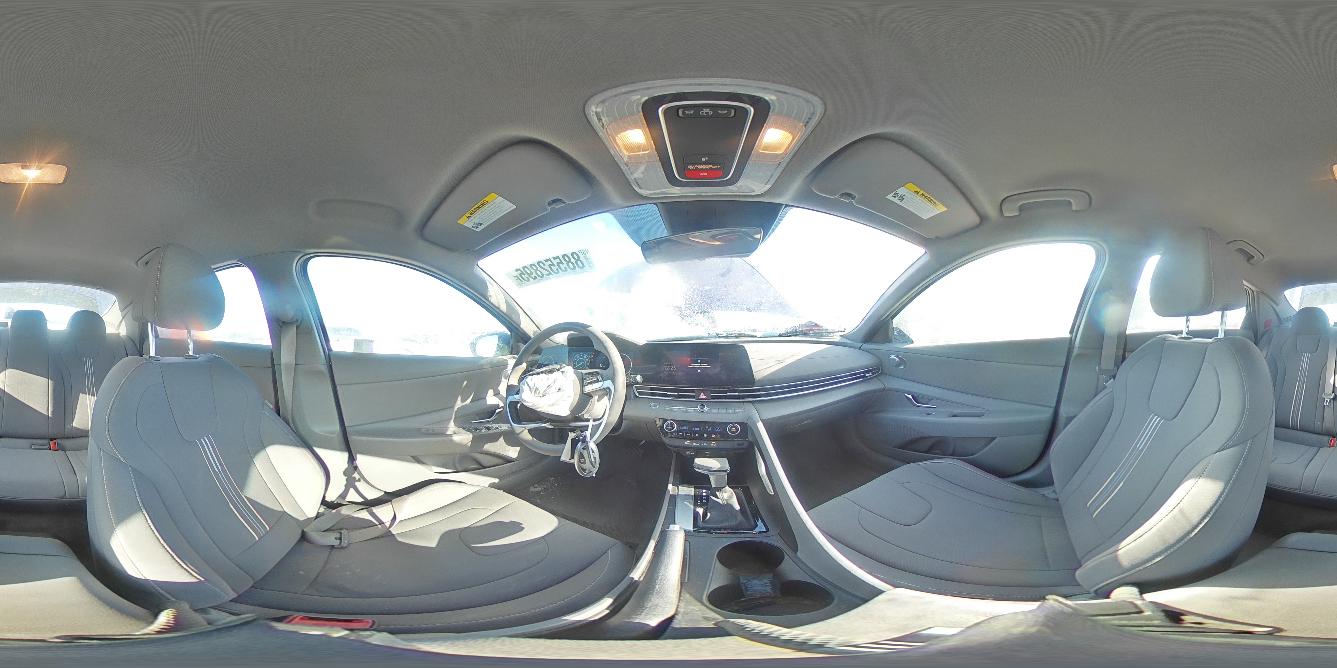 2024 Hyundai Elantra - Image 12