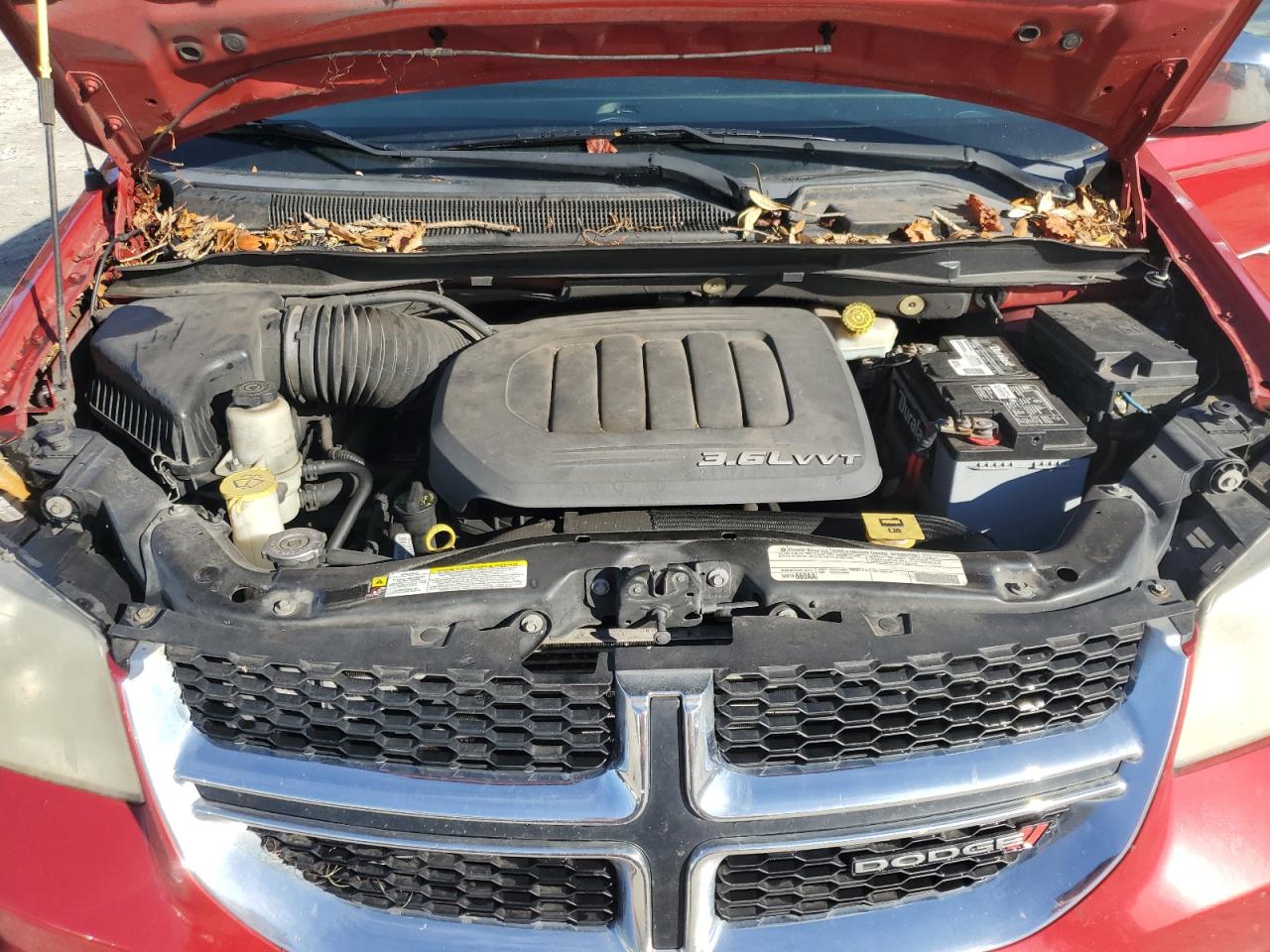 2012 Dodge Caravan - Image 12