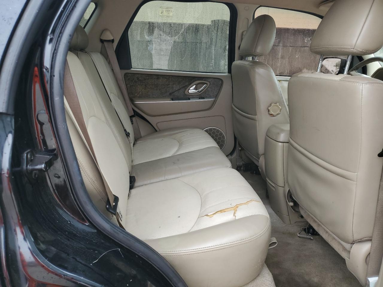 2006 Mercury Mariner - Image 10