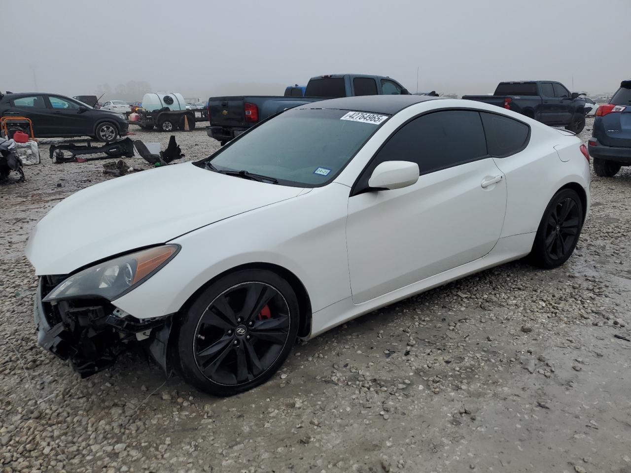 2011 Hyundai Genesis - Image 1