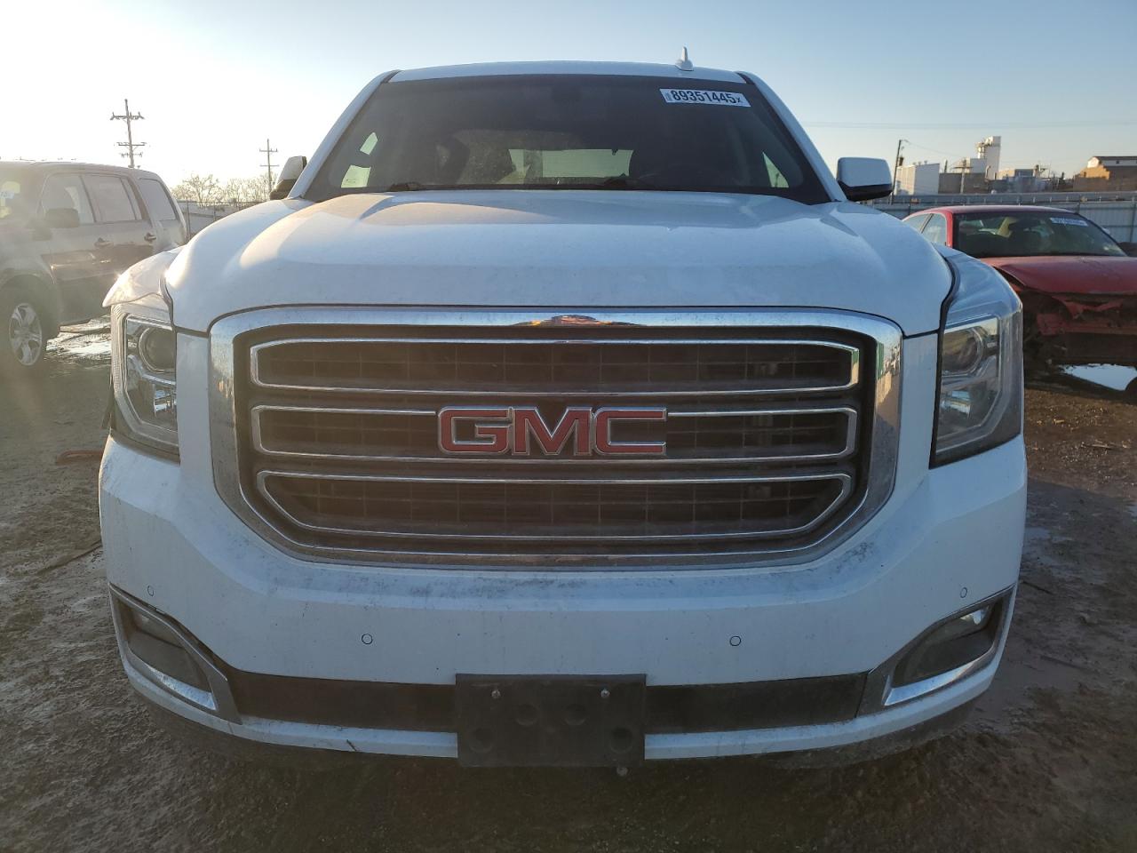 2017 GMC Yukon - Image 5