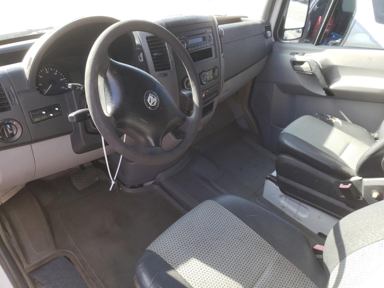2008 Dodge Sprinter - Image 8