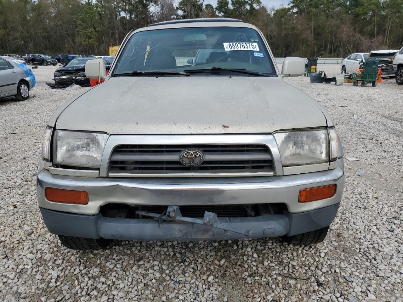 1998 Toyota 4Runner - Image 5