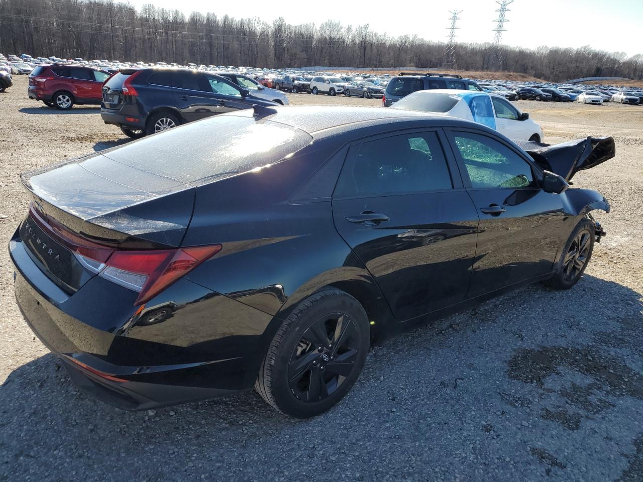 2021 Hyundai Elantra - Image 3