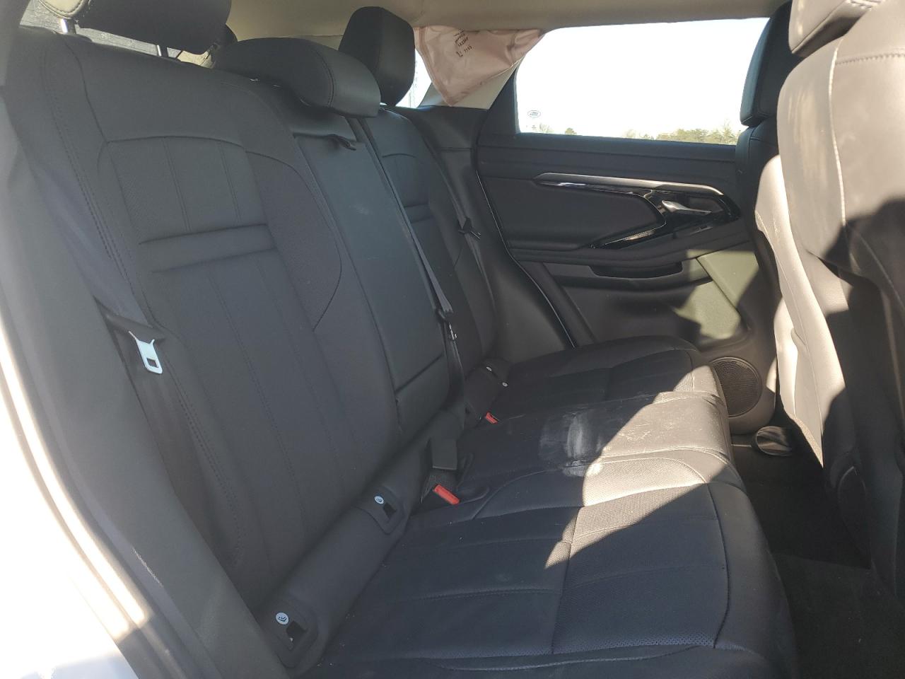 2023 Land Rover Range Rover - Image 12