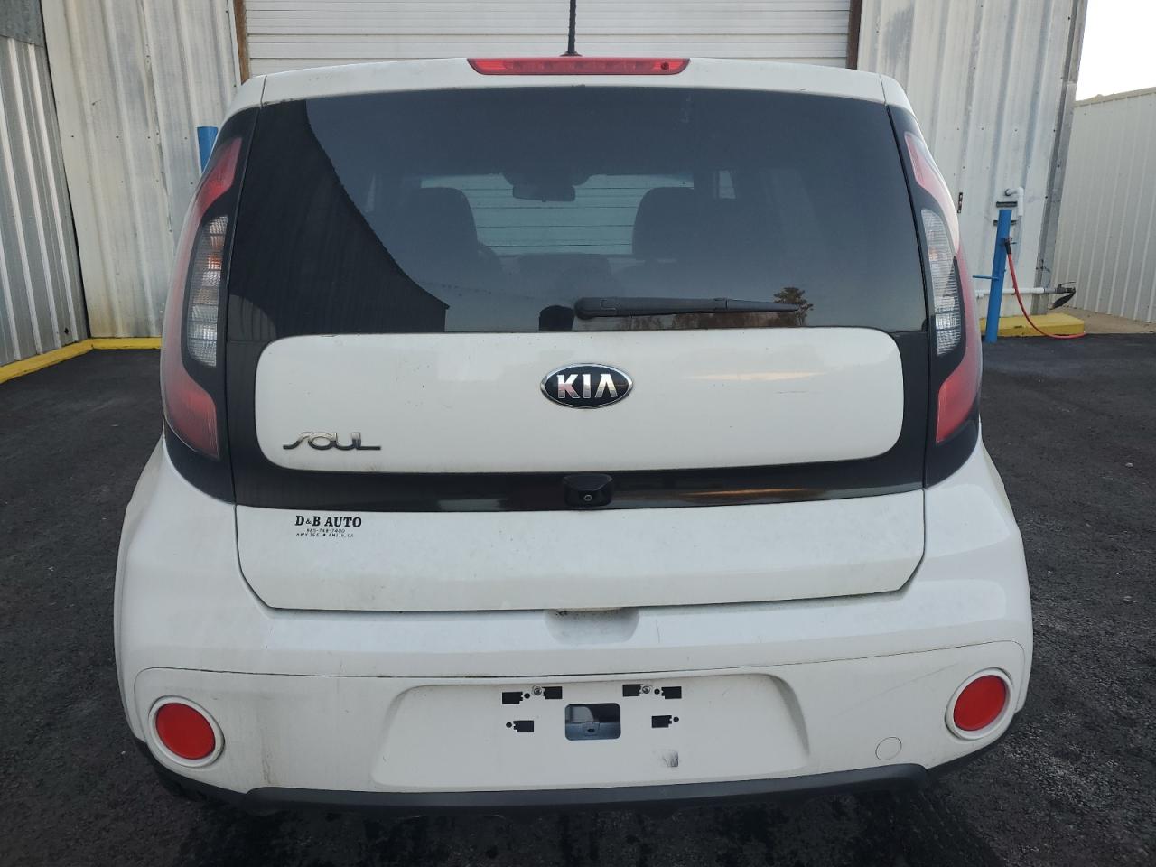 VIN KNDJP3A51H7411275 2017 KIA SOUL no.6