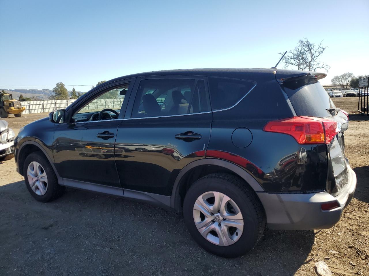 2015 Toyota RAV 4 - Image 2