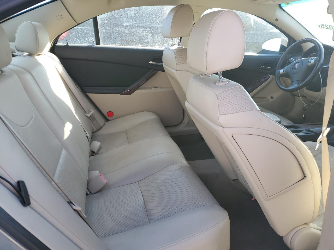 2008 Pontiac G6 - Image 10