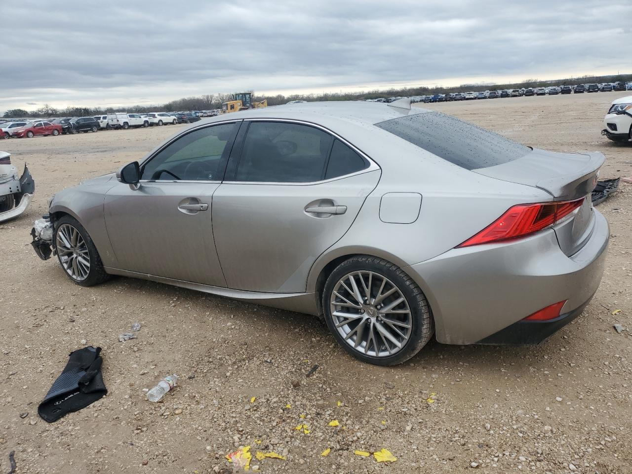 2017 Lexus IS - Image 2
