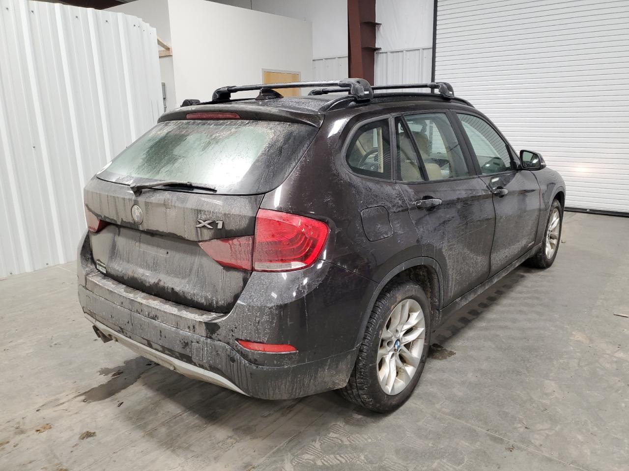 2015 BMW X1 - Image 3
