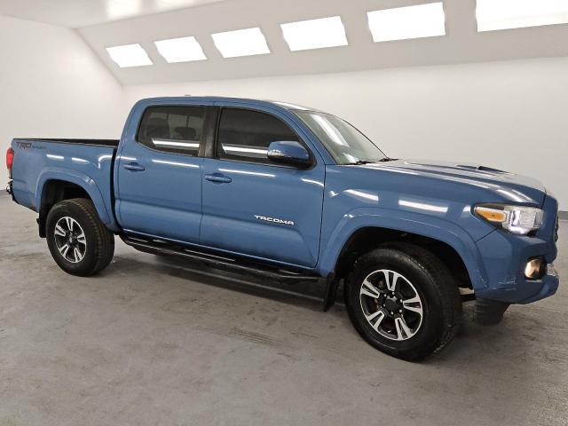  TOYOTA TACOMA 2019 Синий