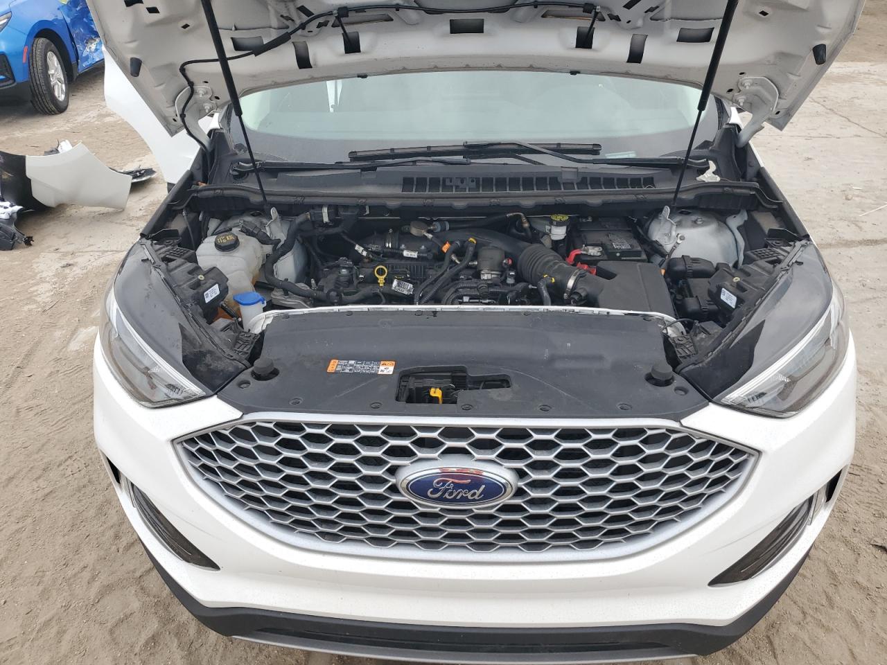 2023 Ford Edge - Image 13
