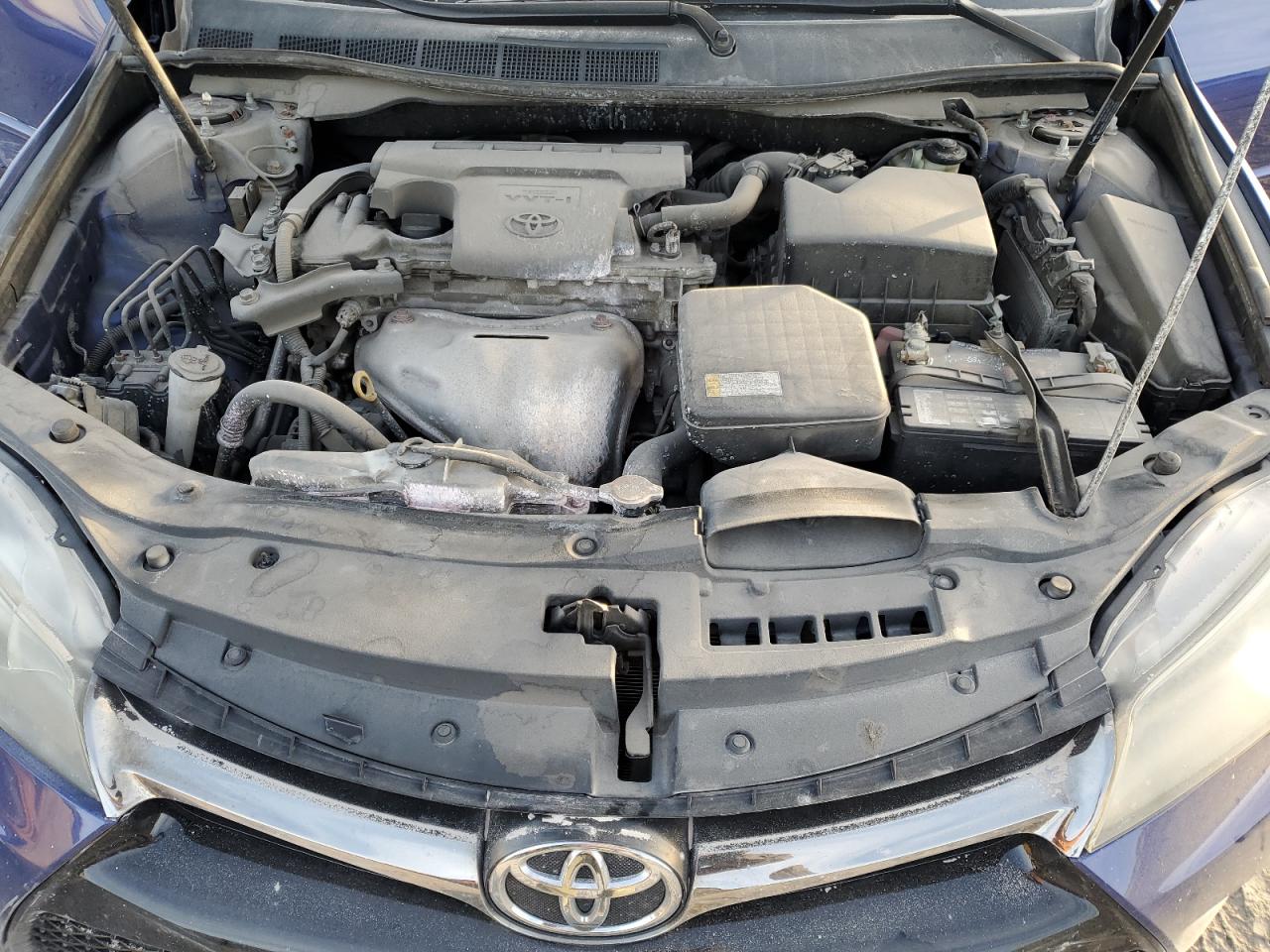 2016 Toyota Camry - Image 11