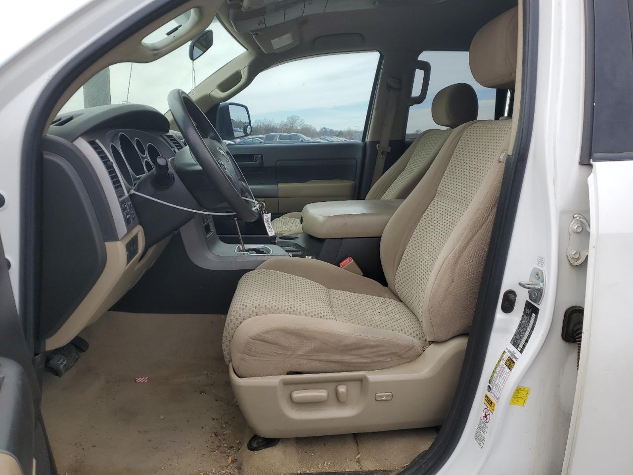 2011 Toyota Tundra - Image 7