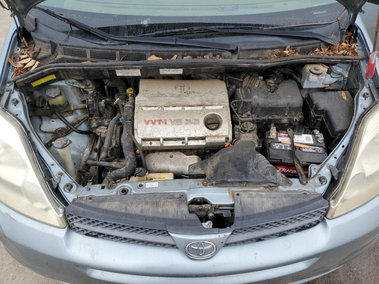 2005 Toyota Sienna - Image 13