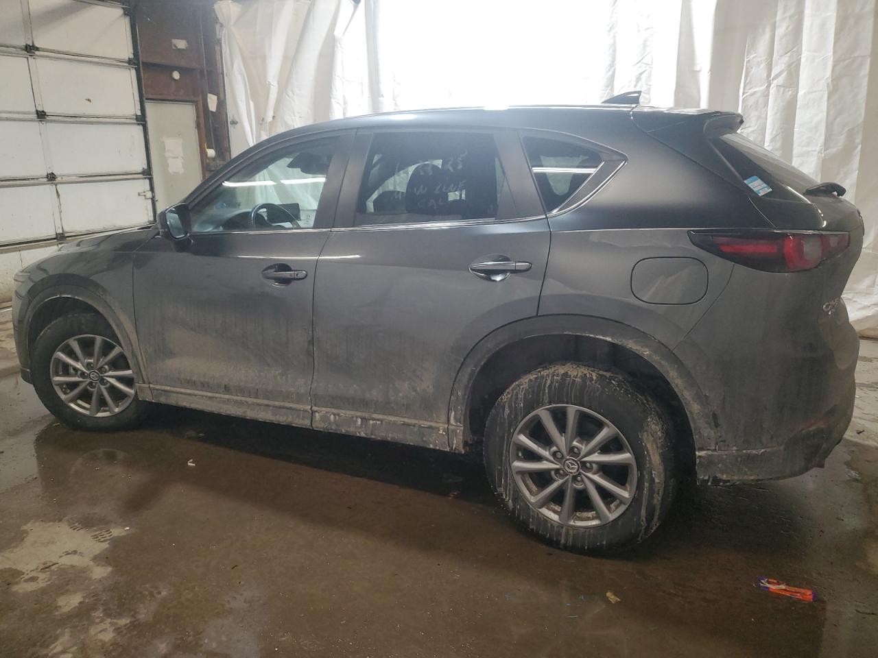 2022 Mazda CX-5 - Image 2
