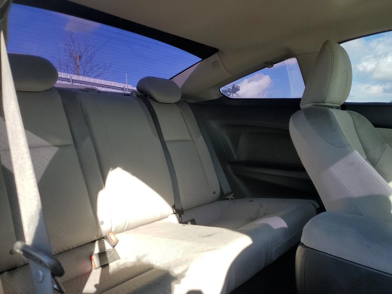 2014 Honda Civic - Image 11