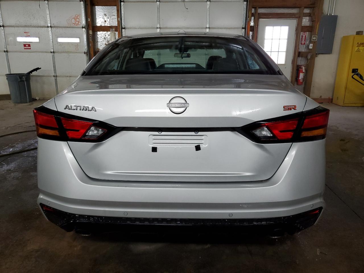 2024 Nissan Altima - Image 6