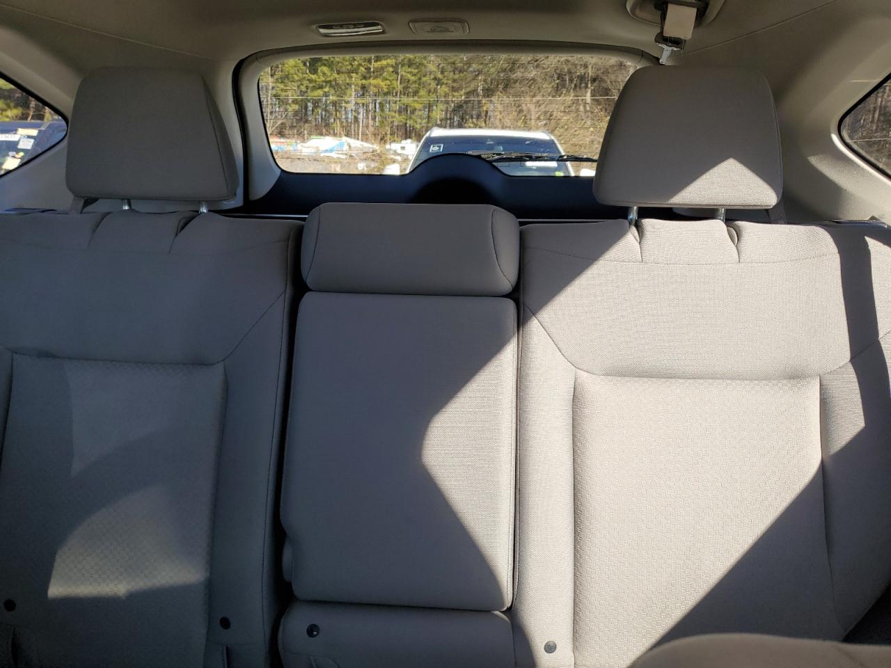 2015 Honda CR-V - Image 10