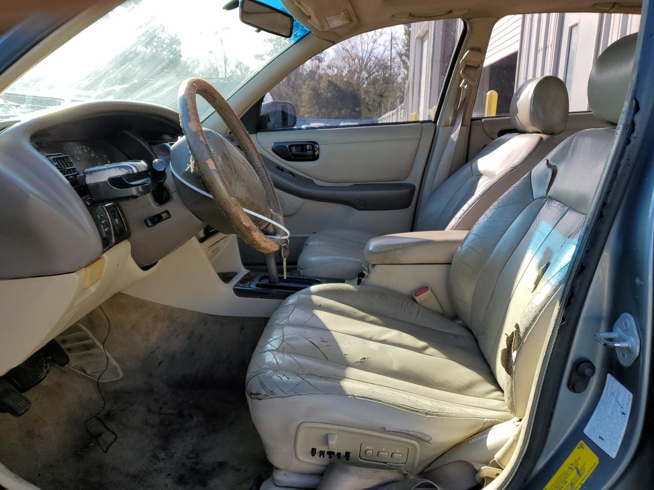 1999 Toyota Avalon - Image 7