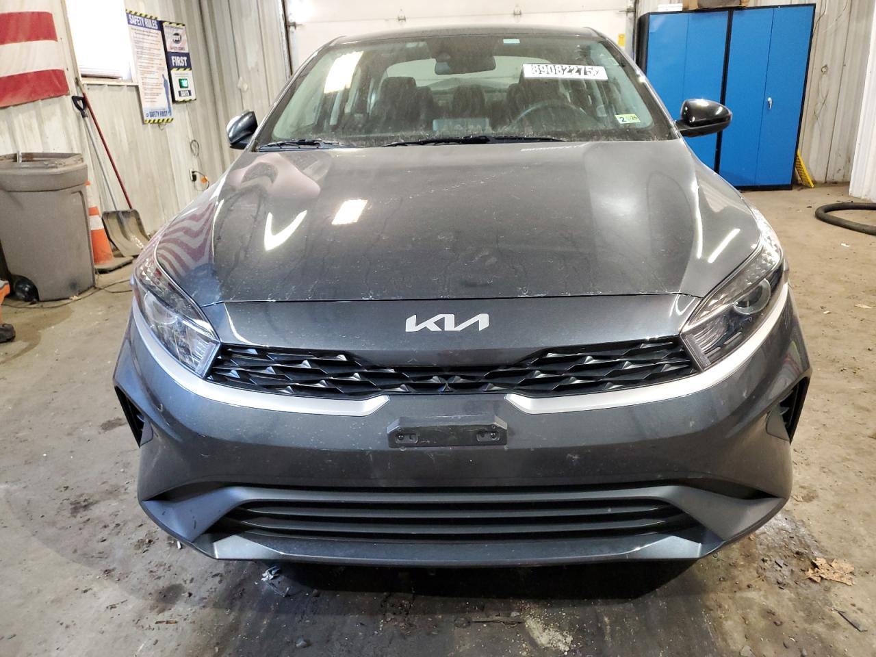 2024 Kia Forte - Image 5