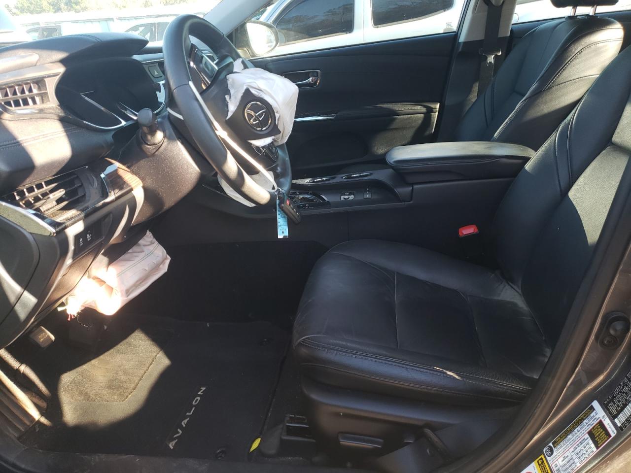 2014 Toyota Avalon - Image 7