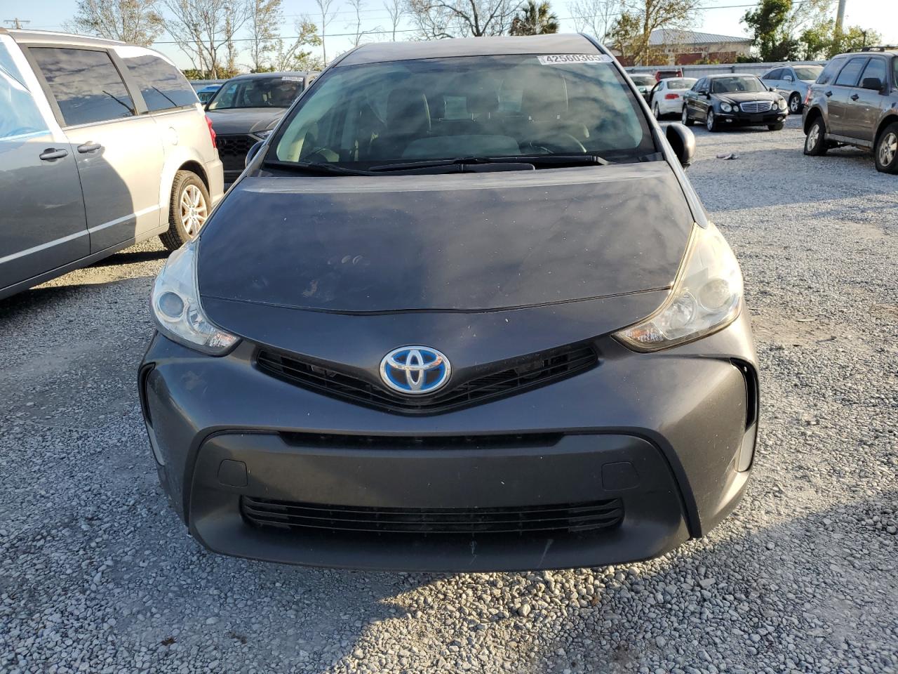 2015 Toyota Prius - Image 5