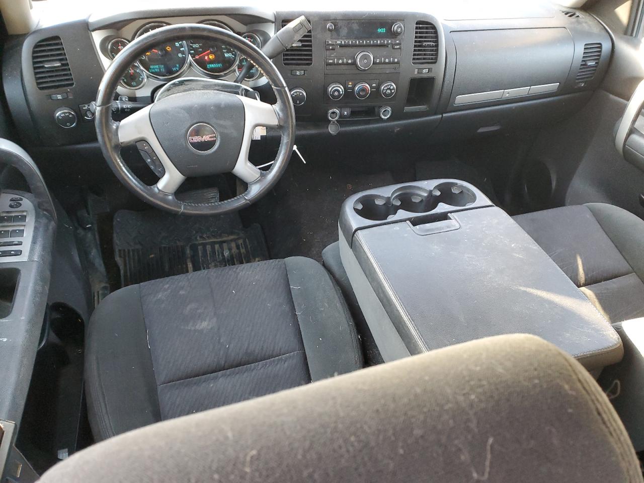 2009 GMC Sierra - Image 8