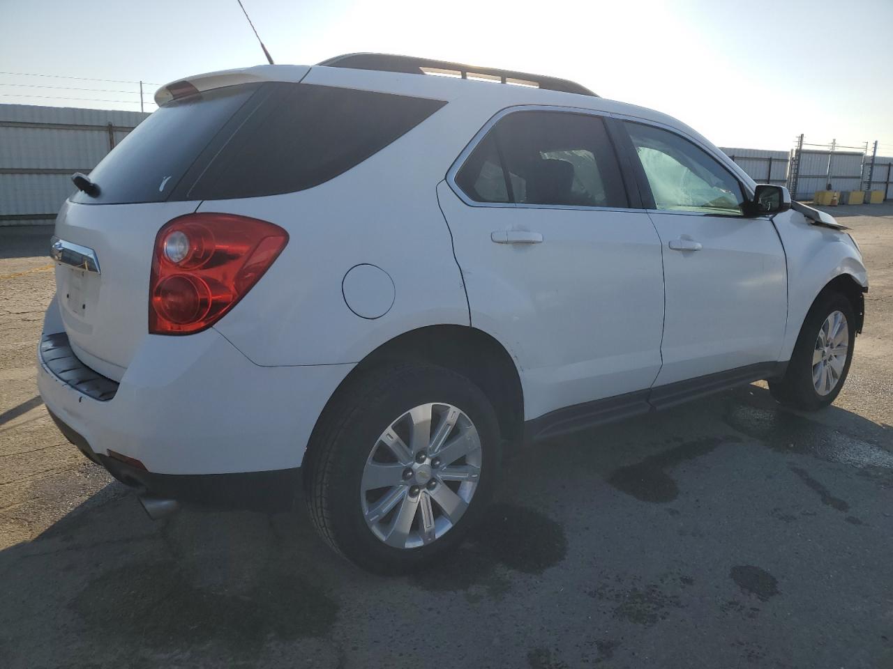2011 Chevrolet Equinox - Image 3