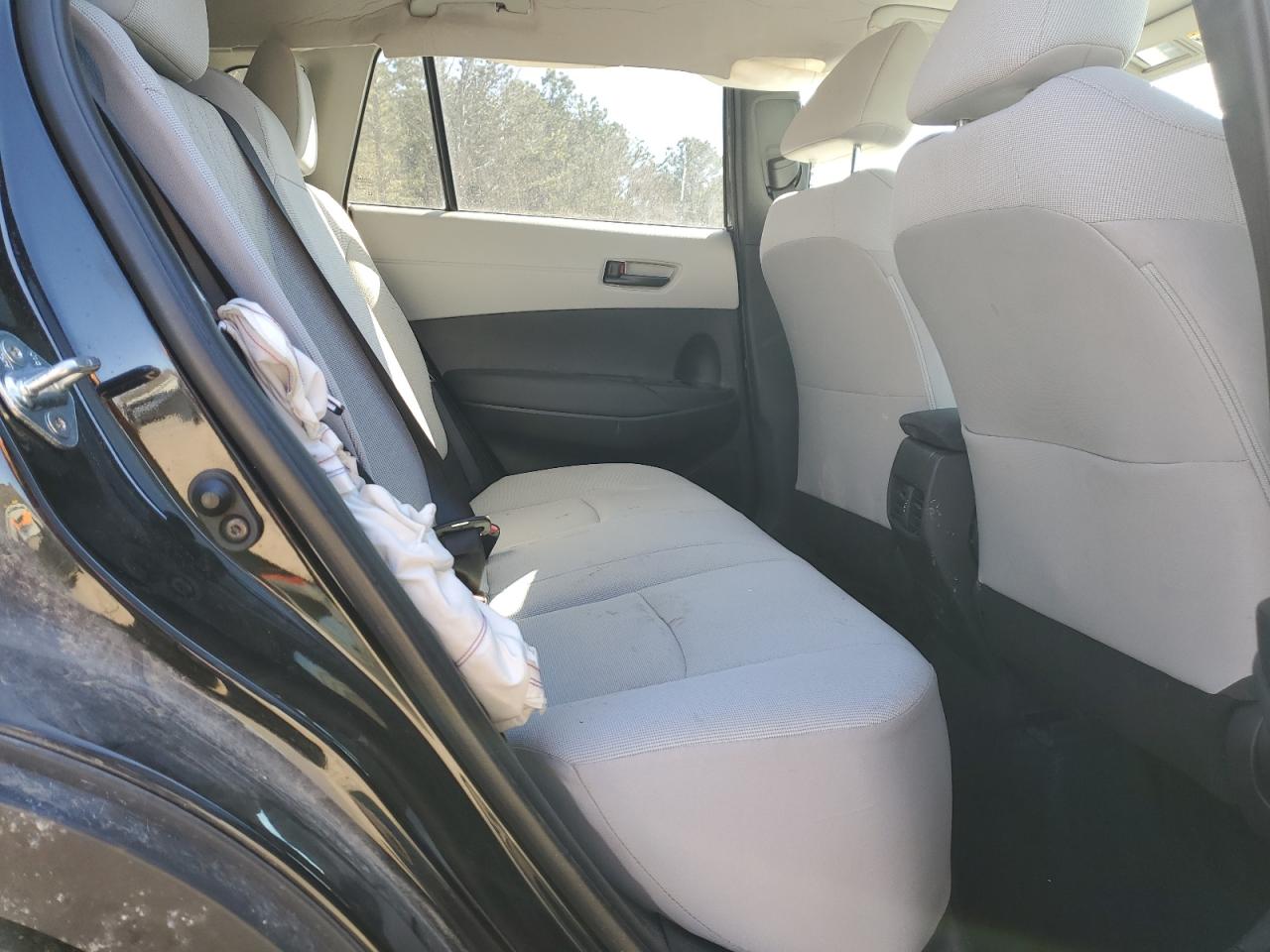 2022 Toyota Corolla Cross - Image 12
