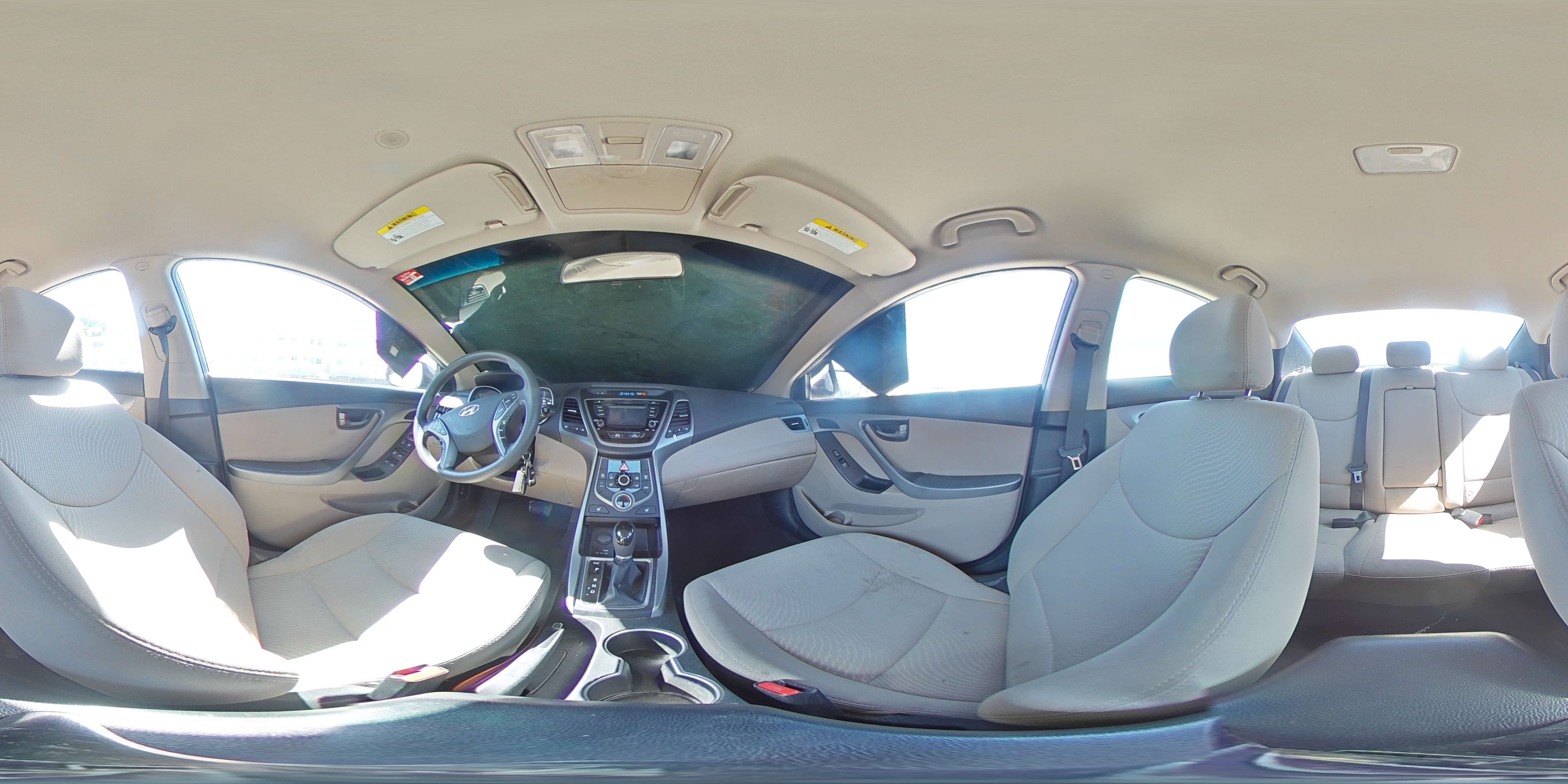 2014 Hyundai Elantra - Image 15